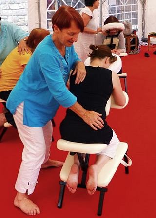 Cours Massage Assis, Colonie de vacances Ulysséo, Massage-relaxation-santé